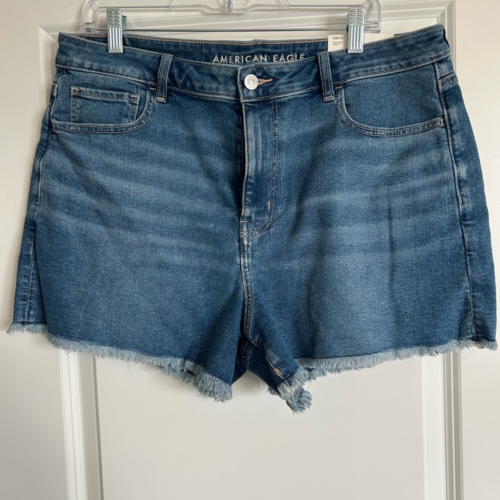NWT AE Stretch Denim Mom Short